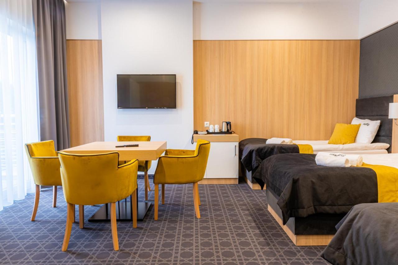 Hotel Nad Czernicą Czarne  Zewnętrze zdjęcie